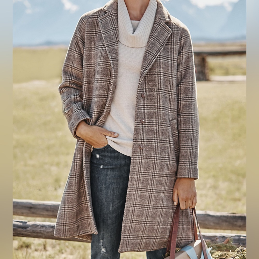 Garner Hill Pleat -Back Wool Coat